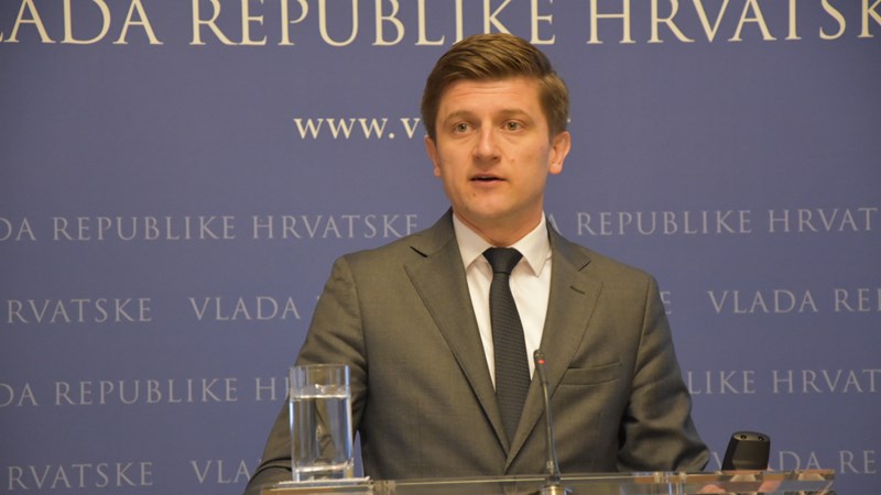 Ministar Marić: Novostima u oporezivanju automobila rasterećujemo građane i brinemo o okolišu i sigurnosti na cestama
